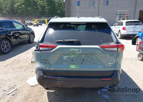 2019 Toyota Rav4 Xle from USA, damaged, VIN JTMP1RFV8KD030054